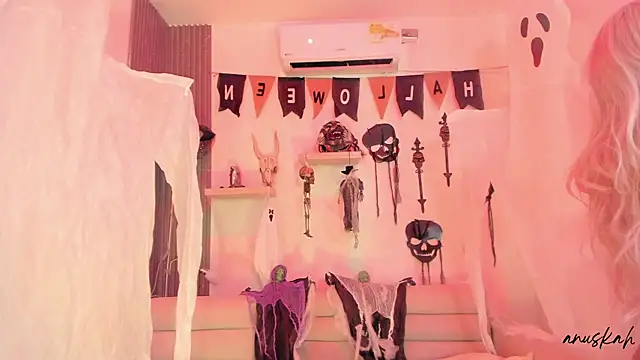 anuskah online show from 10.13.25