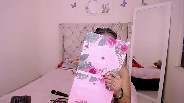 Snapshot of bonniebakerz1 chatting on 02.05.26 bonniebakerz1 online show from 02.05.26