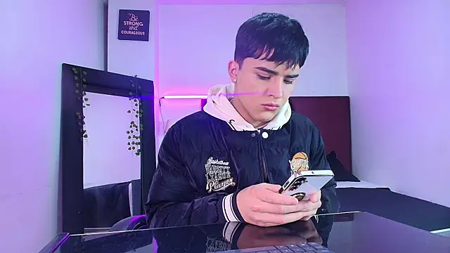 Lucass love online show from 10.13.25