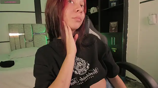 CleoWhite online show from 01.11.26