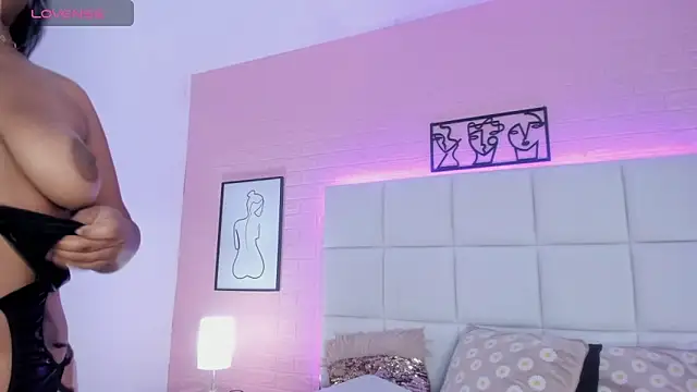 Meloddy Parkerr  online show from 04.16.26