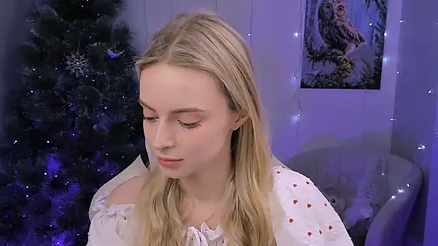 JuliaBrewwer online show from 01.13.26