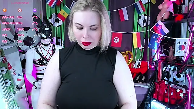 Snapshot of Anna_Maxwell chatting on 06.21.26 Anna Maxwell online show from 06.21.26