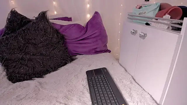 douglaszaens online show from 04.11.26