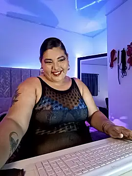 Snapshot of AndreaKinky chatting on 01.14.26 AndreaKinky online show from 01.14.26