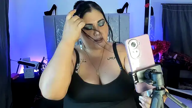 AndreaKinky online show from 04.10.26