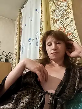 Flower2931 online show from 10.22.25