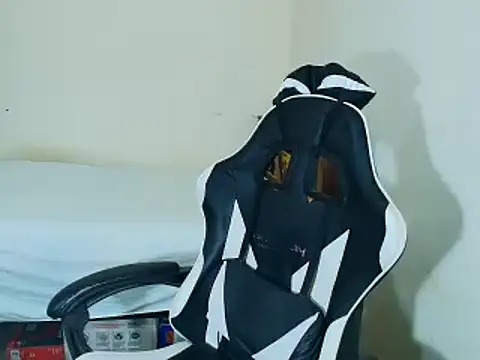 max love255 online show from 11.23.25