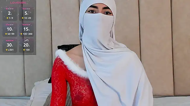  Zahiira  online show from 12.01.25