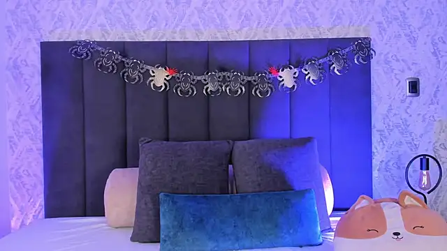 dana hazze online show from 10.21.25