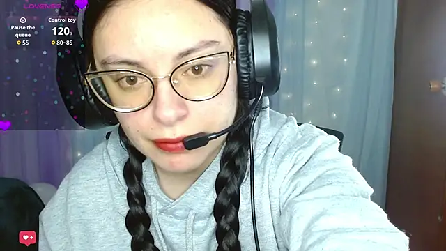 Snapshot of Camila_Ord chatting on 09.12.25 Camila Ord online show from 09.12.25