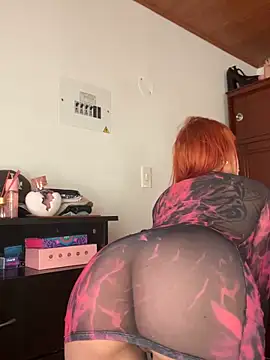 ScarlettRusso1 online show from 10.19.25