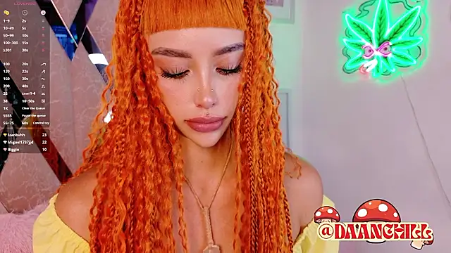 ScarlettRusso1 online show from 03.08.26