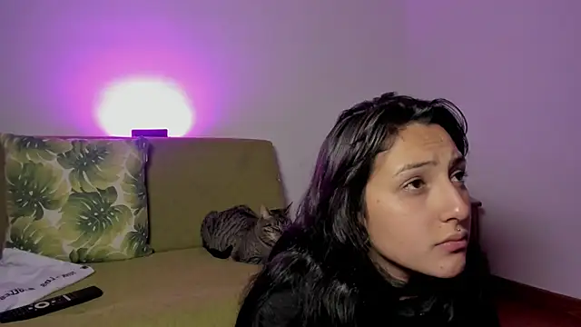 Snapshot of lola_n_apolo chatting on 10.14.25 lola n apolo online show from 10.14.25