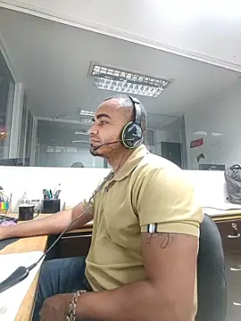 Snapshot of SanChacal5694 chatting on 03.24.26 SanChacal5694 online show from 03.24.26