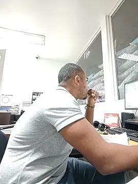 Snapshot of SanChacal5694 chatting on 03.31.26 SanChacal5694 online show from 03.31.26
