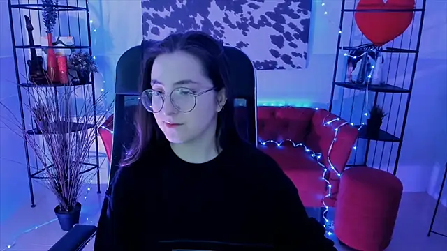 VirtuallVoyant online show from 09.16.25