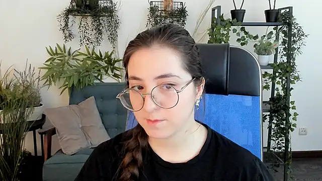 VirtuallVoyant online show from 11.26.25