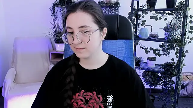 Snapshot of VirtuallVoyant chatting on 02.18.26 VirtuallVoyant online show from 02.18.26