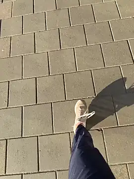 Snapshot of StudentBigD chatting on 04.14.26 StudentBigD online show from 04.14.26