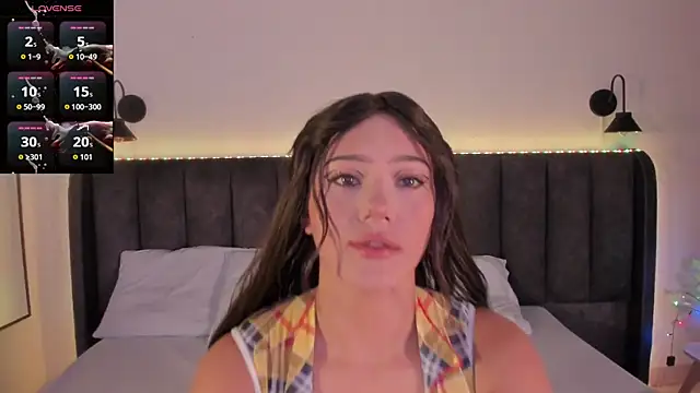 Sophie Smith19  online show from 12.05.25