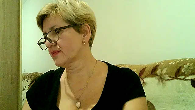 Dana4921 online show from 11.16.25