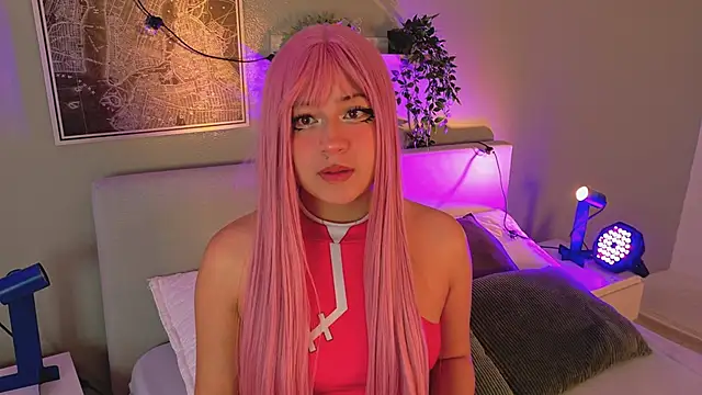 Taylorsmitth  online show from 10.27.25