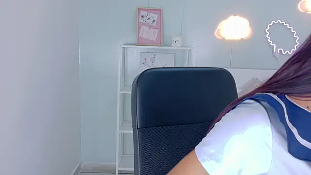 Taylorsmitth  online show from 10.30.25