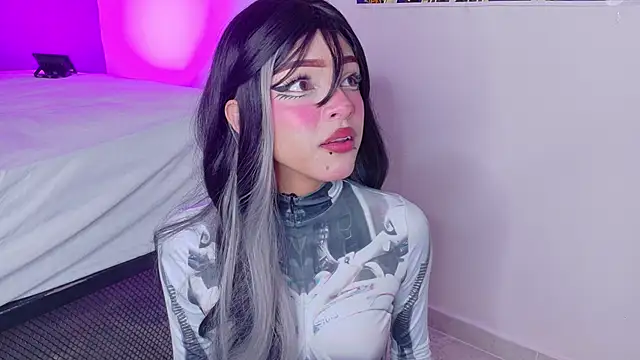 Taylorsmitth  online show from 01.13.26