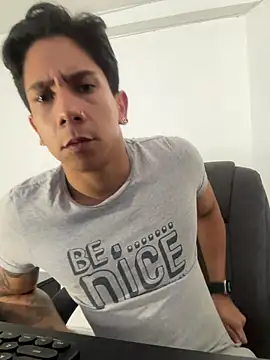 j deex online show from 10.12.25