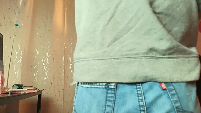 Dafne Mel online show from 02.13.26