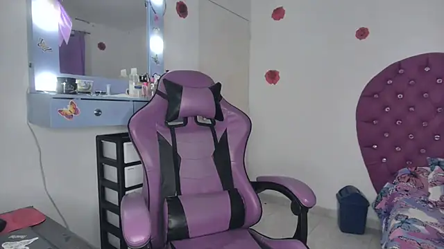 Snapshot of soffy_rosses chatting on 02.03.26 soffy rosses online show from 02.03.26