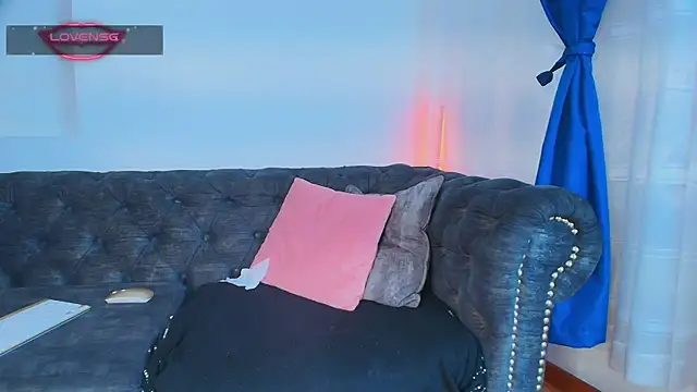 tiana rosse  online show from 03.31.26