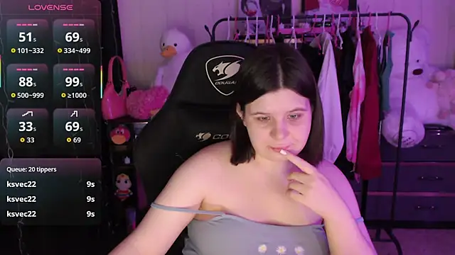 Snapshot of AmyVibess chatting on 04.30.26 AmyVibess online show from 04.30.26