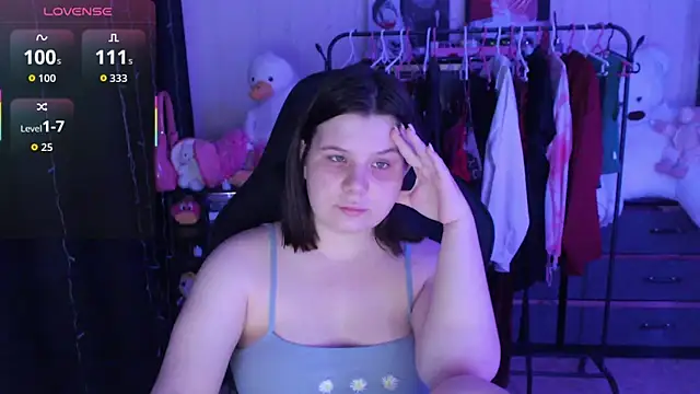 Snapshot of AmyVibess chatting on 05.23.26 AmyVibess online show from 05.23.26
