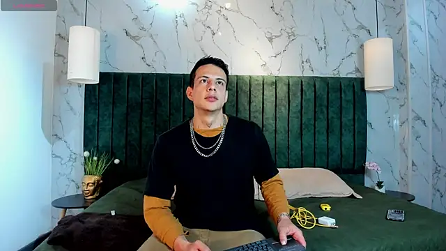 Dustin Sonne online show from 11.23.25