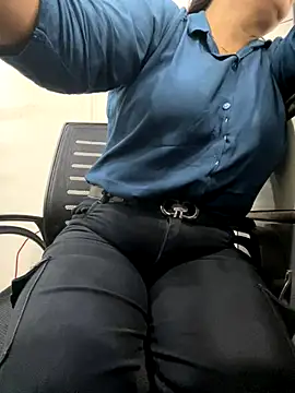 hot bhabhi69 online show from 09.19.25