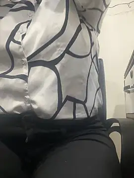 hot bhabhi69 online show from 09.22.25