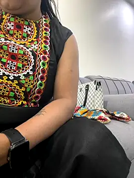 hot bhabhi69 online show from 10.02.25