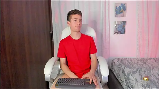 ThiagooJames online show from 10.06.25