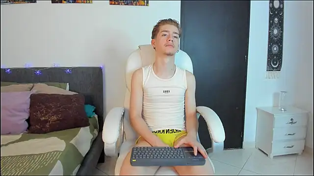 ThiagooJames online show from 02.13.26