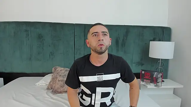 Lushian  online show from 11.01.25