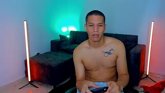 Latin Boyss  online show from 10.10.25