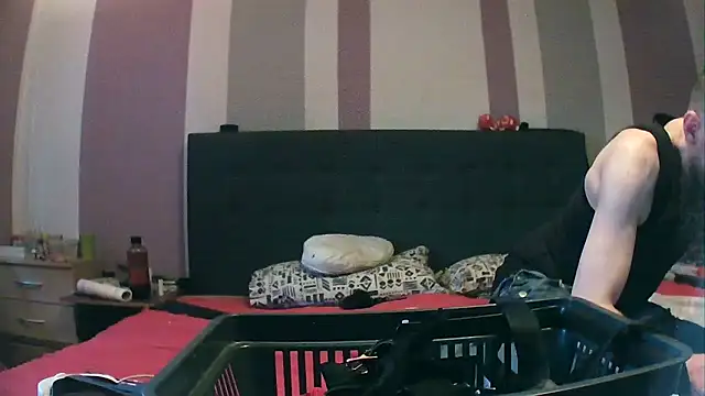 Snapshot of flenslive chatting on 02.15.25 flenslive online show from 02.15.25