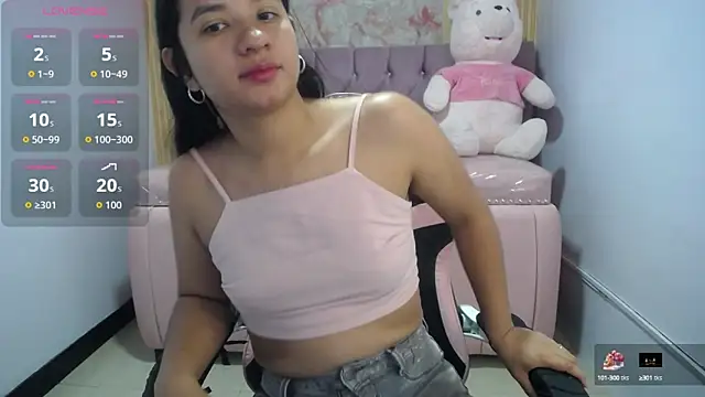 Snapshot of Irina_evans_s1 chatting on 10.01.25 Irina evans s1 online show from 10.01.25