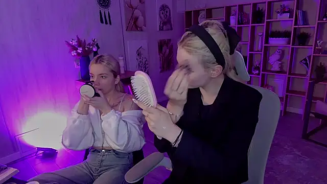 AvaDaviis online show from 09.20.25