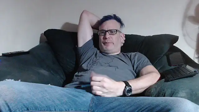 Snapshot of nerdy6 chatting on 04.28.26 nerdy6 online show from 04.28.26