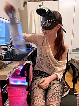 Snapshot of JackyNmD chatting on 10.17.25 JackyNmD online show from 10.17.25