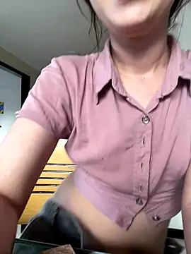 Snapshot of Megan_colsom chatting on 09.09.25 Megan colsom online show from 09.09.25