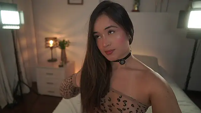 Snapshot of ximena_cortez_03 chatting on 06.03.26 ximena cortez 03 online show from 06.03.26